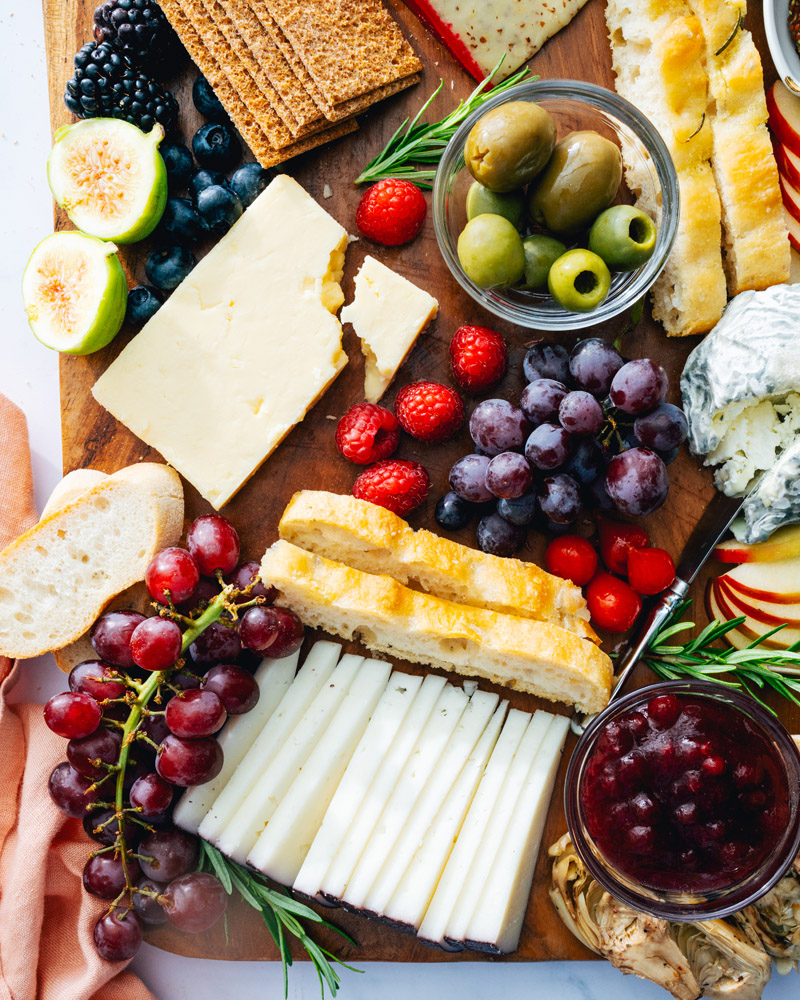 How to make a cheese board