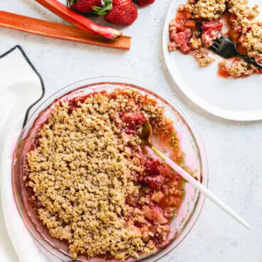 Strawberry rhubarb crisp